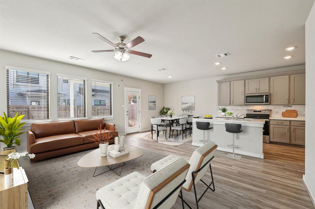 111 Amber Fields Trail in Mustang Ridge, TX - Building Photo