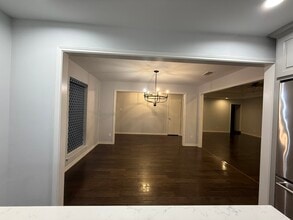 2950 Crestline Dr in Grapevine, TX - Foto de edificio - Building Photo