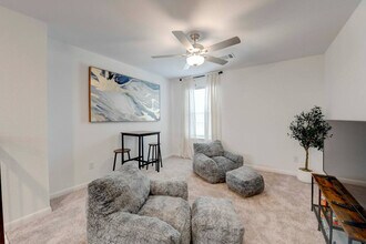 311 Flowers Ave in Hutto, TX - Building Photo - Building Photo