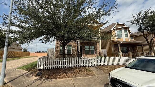 7346 Autumn Sun Dr in Houston, TX - Building Photo - Building Photo