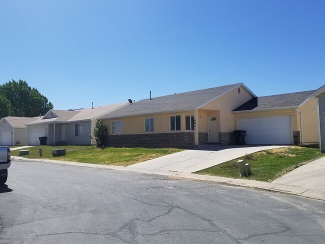 property at 683 W 1275 N