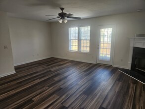 4720 Windbreak Ln in Raleigh, NC - Building Photo - Building Photo