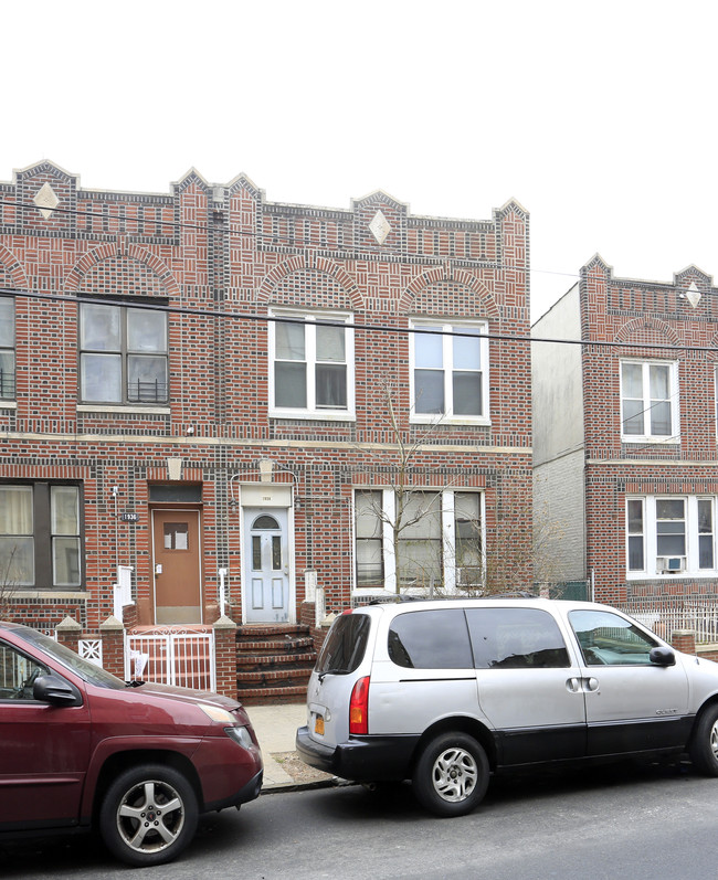 1934 Daly Ave in Bronx, NY - Building Photo - Building Photo