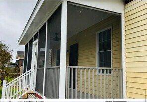 2021 Hudson St in Savannah, GA - Building Photo