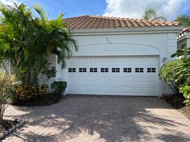 152 Coral Cay Dr in Palm Beach Gardens, FL - Building Photo