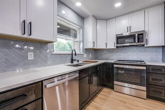 1235 Mill Valley Dr in Plano, TX - Building Photo - Building Photo