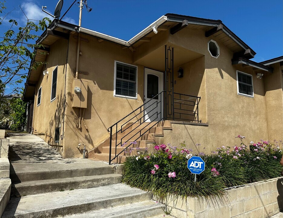 824 Glenway Dr in Inglewood, CA - Building Photo