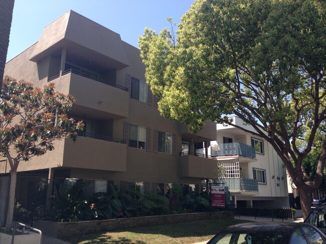 918 3rd St, Unit 4 in Santa Monica, CA - Building Photo - Building Photo