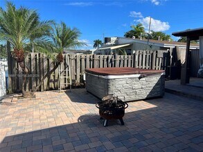 2713 Sherman St in Hollywood, FL - Building Photo - Building Photo