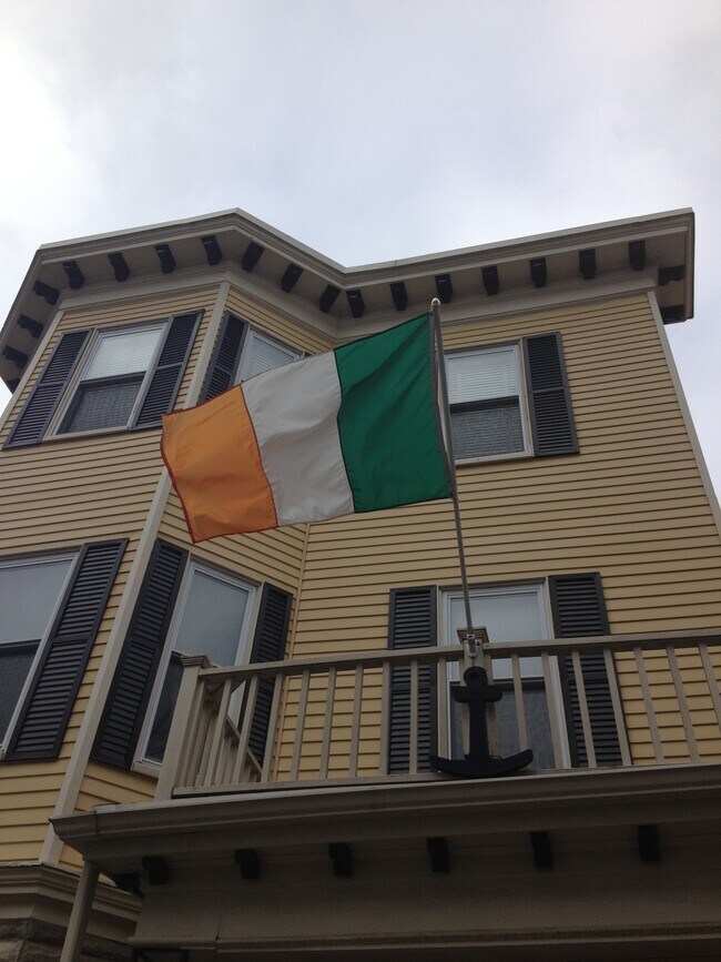 property at 9 Hatch St