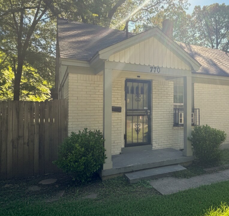 770 Brower St in Memphis, TN - Building Photo