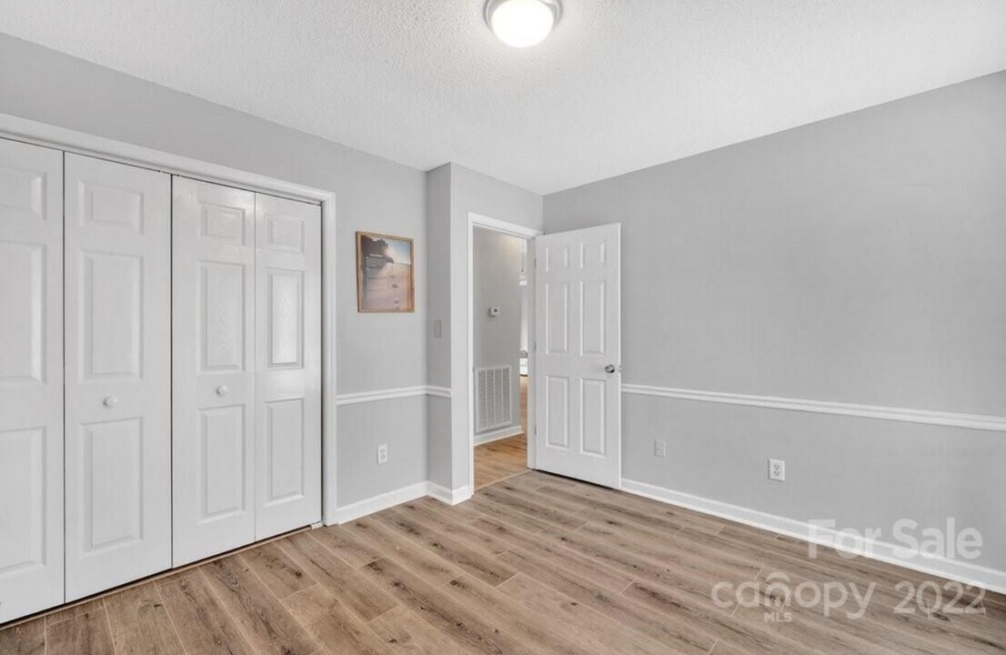 1411 Dove Landing Rd in York, SC - Building Photo