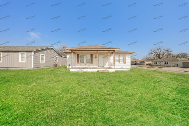 property at 3201 SW 49th St