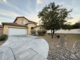 6741 W Correen Hills Ct in Las Vegas, NV - Building Photo