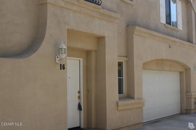 property at 5616 Etiwanda Ave