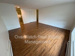 3925 E 9th Ave in Anchorage, AK - Building Photo - Building Photo
