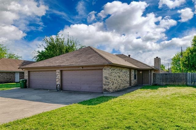 property at 6631 Parkview Ln