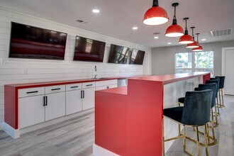 Estates at Avenstar in Houston, TX - Building Photo - Interior Photo