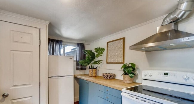 Canyon View in Eldorado Springs, CO - Building Photo - Building Photo