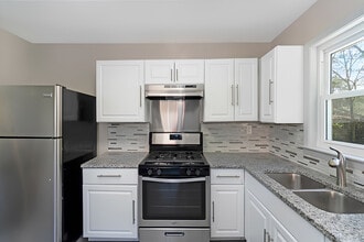 1613 W Austin Rd in Decatur, GA - Building Photo - Building Photo