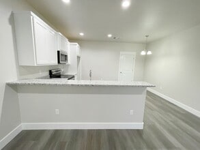 6 Middle St in Durant, OK - Building Photo - Building Photo