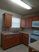 1610 Indian Trail in Harker Heights, TX - Building Photo - Building Photo