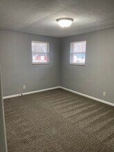 2776 E Phylbeck Ave, Unit 4 in Terre Haute, IN - Building Photo - Building Photo