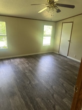 125 Crescent Creek Ln in Bruceville, TX - Building Photo - Building Photo