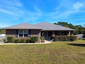 8129 Segura St in Navarre, FL - Building Photo