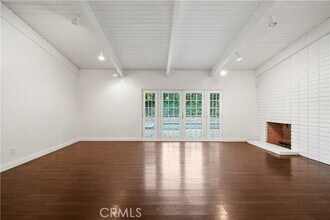 24210 Bessemer St in Los Angeles, CA - Building Photo - Building Photo