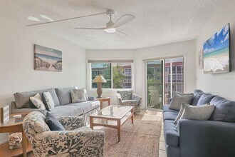 1250 N Portofino Dr in Sarasota, FL - Building Photo - Building Photo