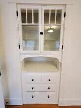 25 Oak St, Unit 2 in Milton, MA - Foto de edificio - Building Photo