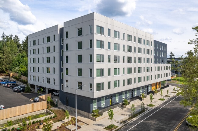 ViewFinder Apartments in Tigard, OR - Building Photo - Building Photo