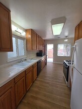 2231 Radnor Ave in Long Beach, CA - Building Photo - Building Photo