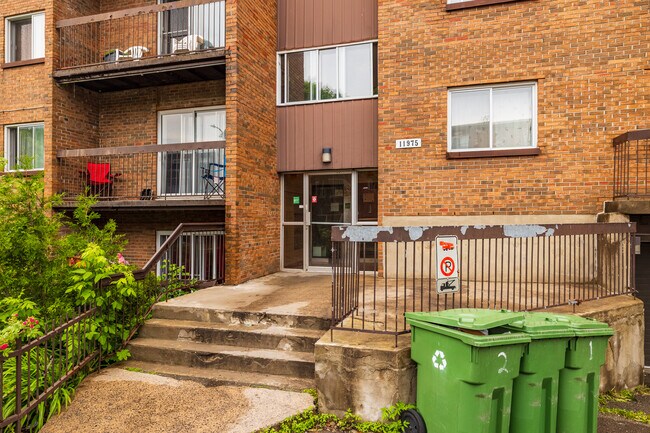 11975 Monty Av in Montréal, QC - Building Photo - Building Photo