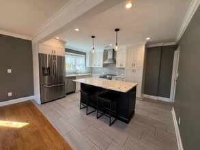 175 Tanglewylde Rd in Lake Peekskill, NY - Building Photo - Building Photo