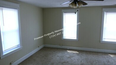506 Penn Ave in Midland, PA - Building Photo - Building Photo