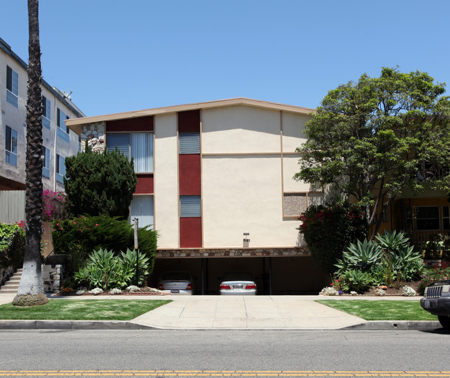 841 Lincoln Blvd in Santa Monica, CA - Building Photo - Building Photo