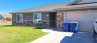 757 Wirsching Ave W in Twin Falls, ID - Building Photo