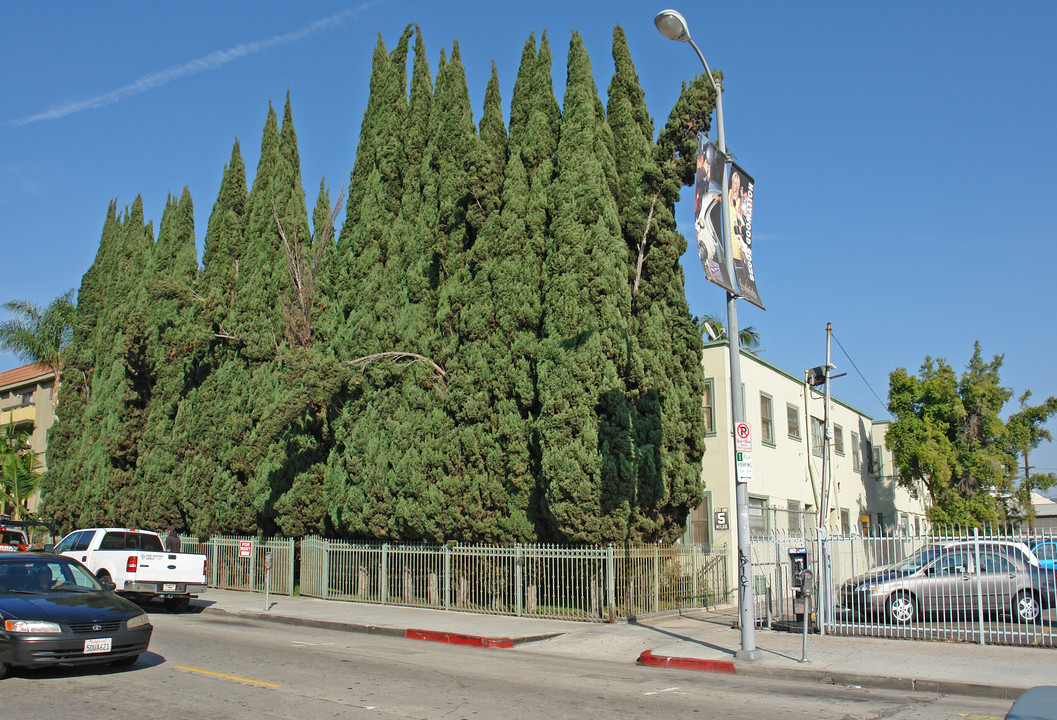 1728 Wilcox Ave in Los Angeles, CA - Foto de edificio