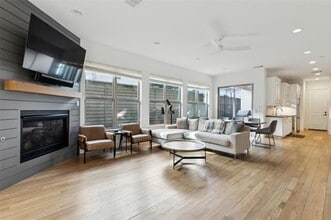 5527 Matalee Ave in Dallas, TX - Building Photo - Building Photo