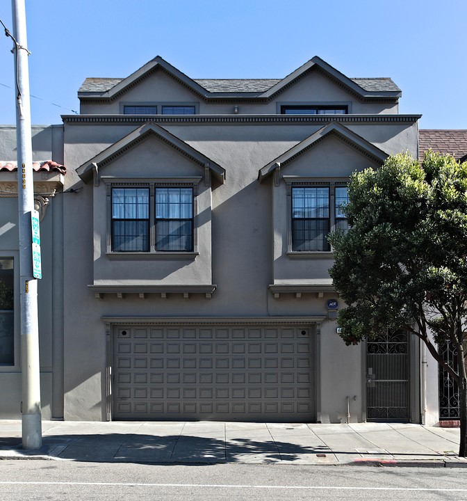 4635 Cabrillo St in San Francisco, CA - Foto de edificio