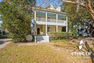 130 Bartram Dr in Beaufort, SC - Building Photo