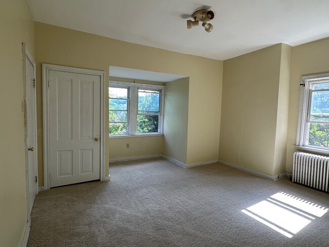 74 N Linwood Ave, Unit 5 in Pittsburgh, PA - Building Photo - Building Photo