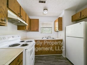 119 Bay Meadow Ct in Lexington, NC - Foto de edificio - Building Photo