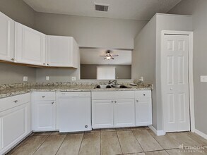 3095 Branchville Dr in Deltona, FL - Building Photo - Building Photo