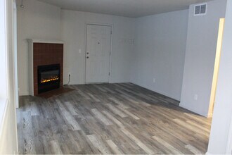 890 Blind Nick Dr in Wasilla, AK - Building Photo - Building Photo