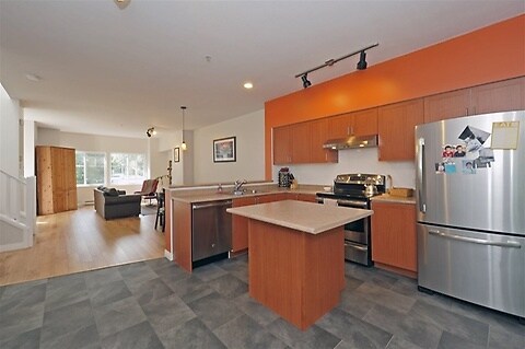 1800 Mamquam Rd in Squamish, BC - Building Photo - Building Photo