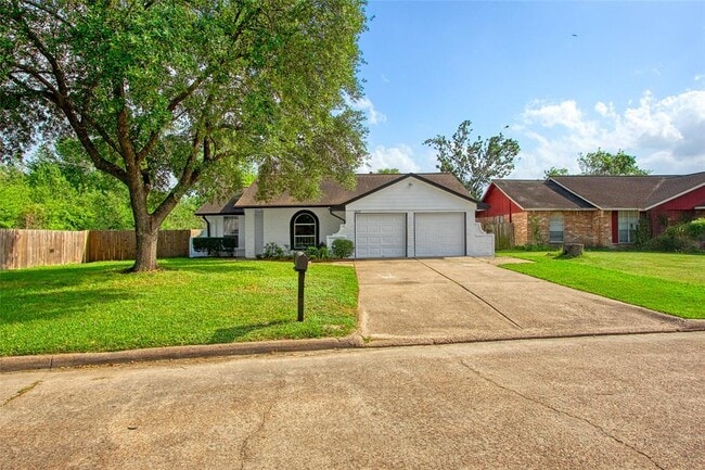 property at 7027 Log Hollow Dr