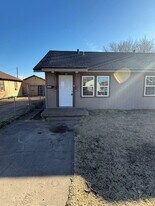 303 S Fairmont St in Amarillo, TX - Building Photo